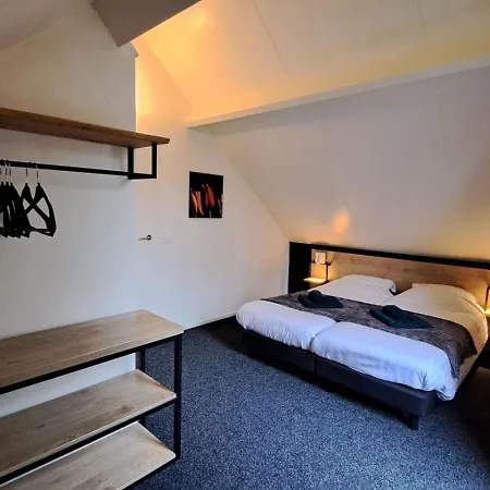 6 - Persoons Forest Vip 103 * Ewijk